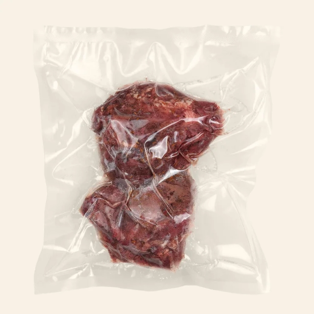 Щечки говяжьи конфи су-вид